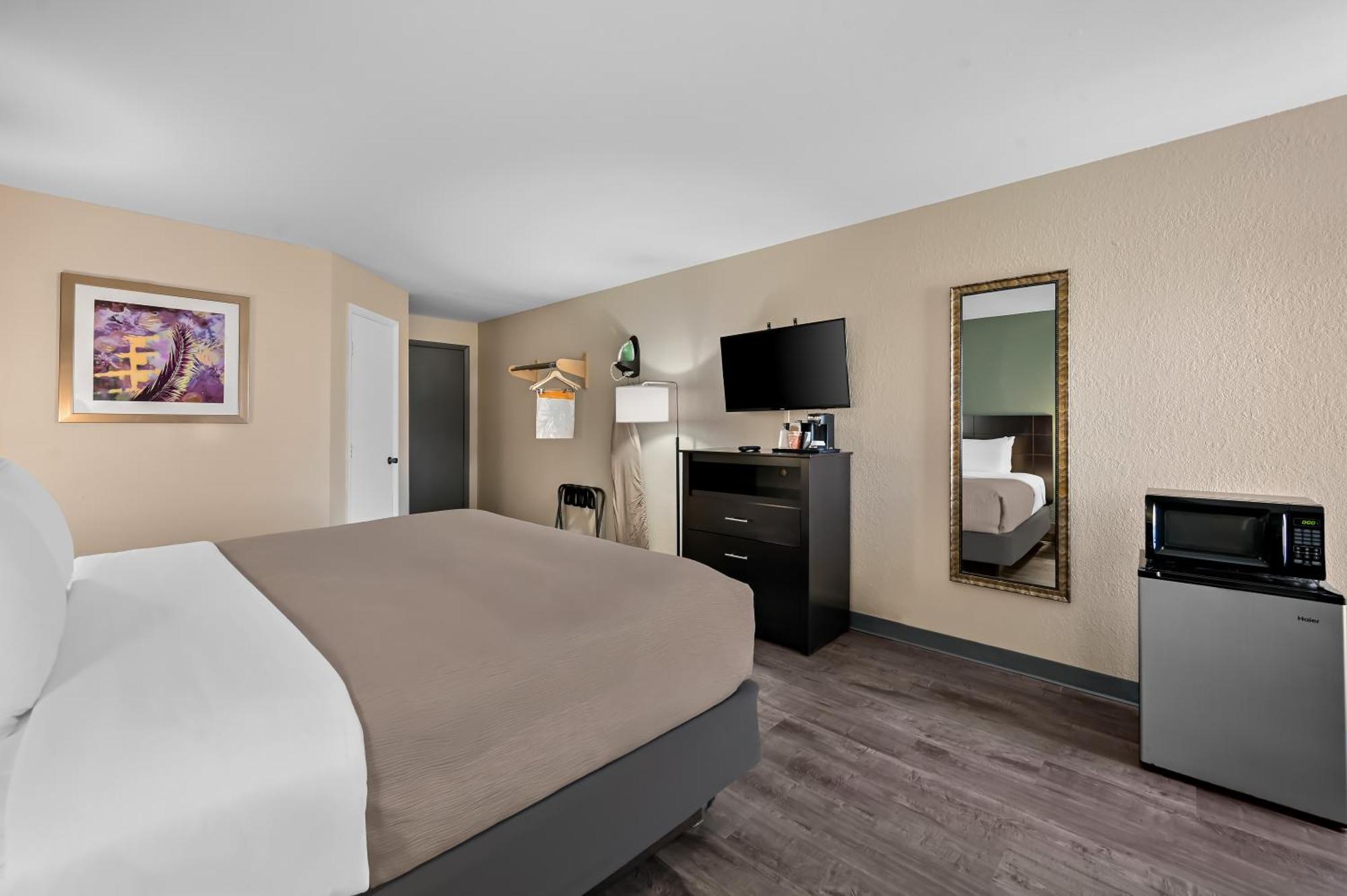 ทราเวลลอดจ์ ฟอร์ต ไมเยอร์ส Hotel ฟอร์ตไมเยอร์ ภายนอก รูปภาพ